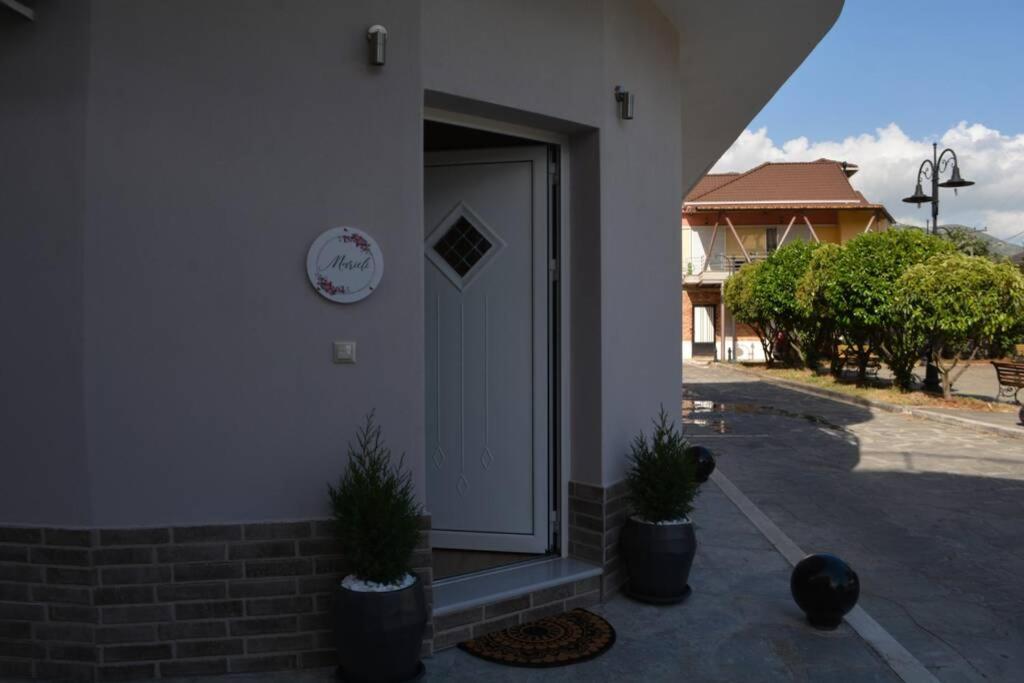 Marieli Apartment Perama  Ngoại thất bức ảnh